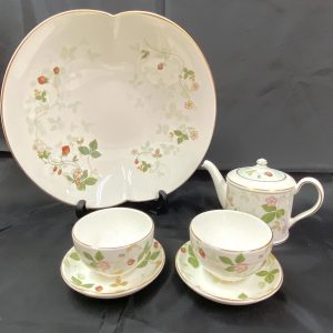 Wedgwood ウェッジウッド ワイルドストロベリー
