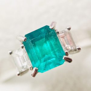 Pt900　エメラルド　リング　