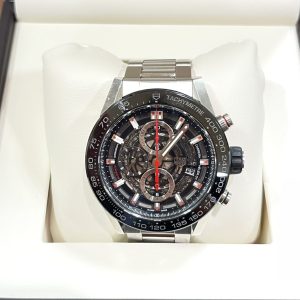 タグ・ホイヤー カレラクロノ・キャリバーホイヤー01