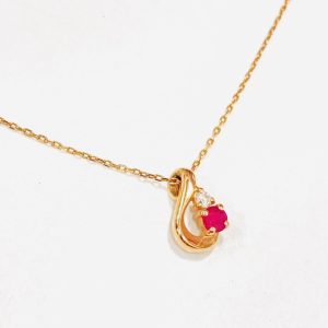 K10 ルビー&メレダイヤ付きネックレス