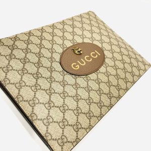 GUCCI ネオヴィンテージ GGスプリームポーチ