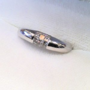 K18WG メレダイヤ付きリング