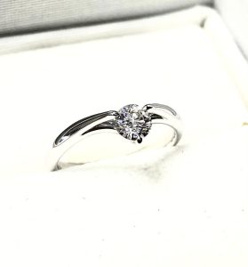 Pt1000 0.39ct ダイヤ リング