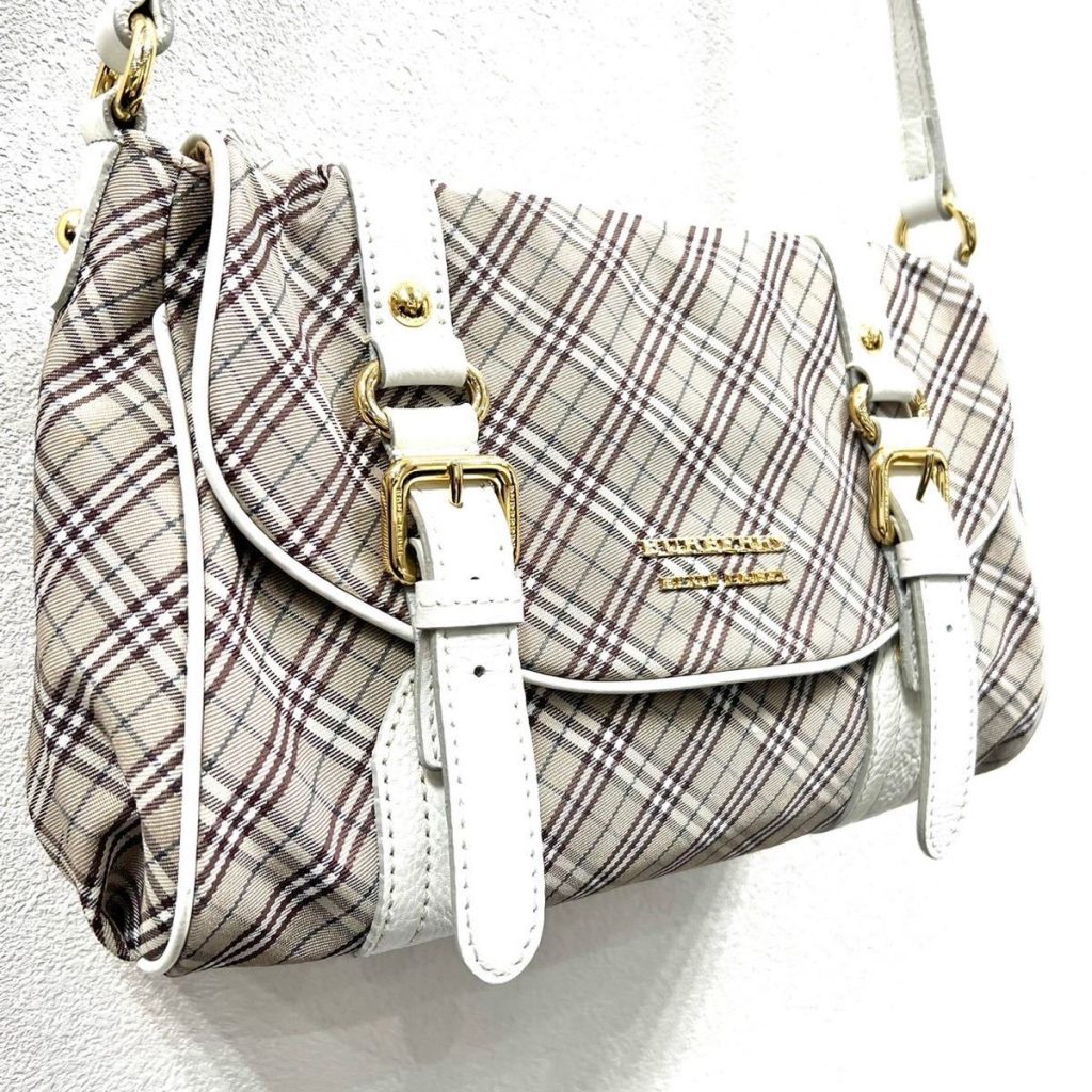 Burberry バーバリー ブルーレーベル ショルダーバックの買取実績