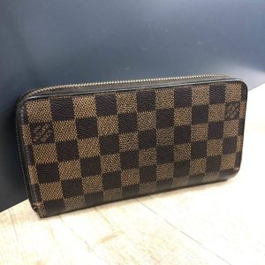 Louis Vuitton ルイヴィトン ダミエ ジッピーウォレット 破れ