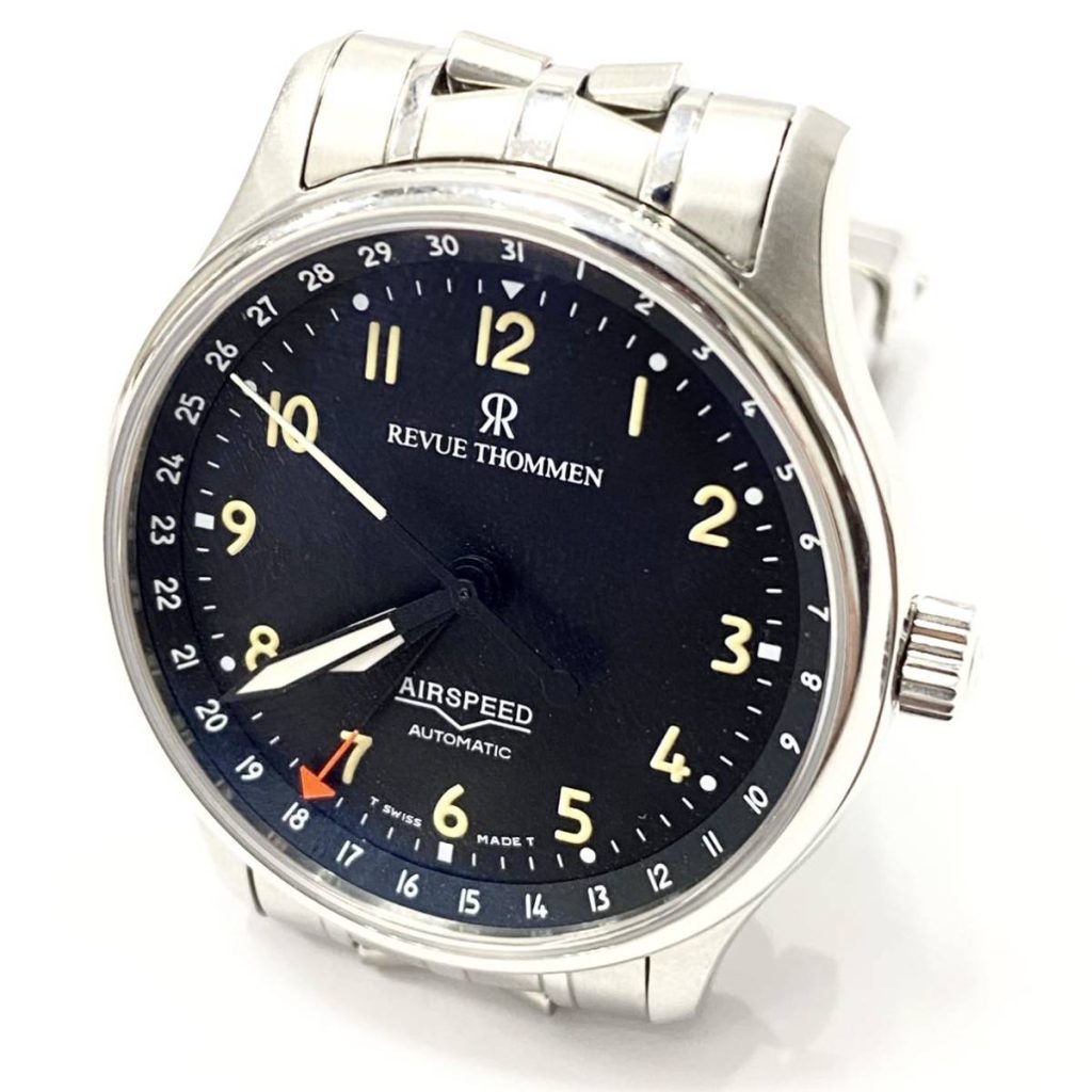 【新作日本製】スイス製 腕時計 REVUE THOMMEN レビュートーメン 自動巻き（手巻き機能あり） メンズ ケース幅:48mm 品番:16053.2533 3針＋カレンダー