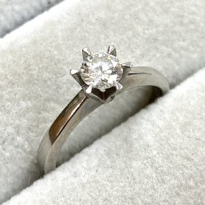 Pt900 プラチナ900 ダイヤモンド リング