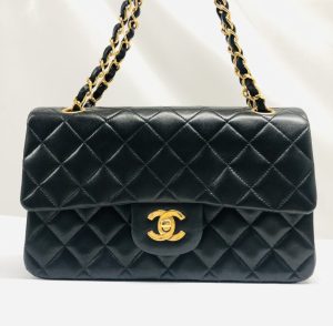 CHANEL シャネル マトラッセ チェーンショルダーバッグ ラムスキン