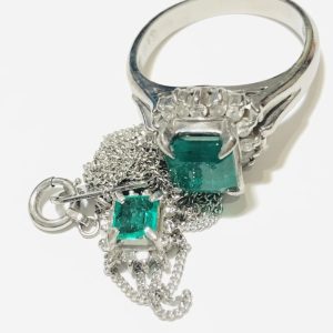 Pt850/Pt900 エメラルドリング&ネックレス