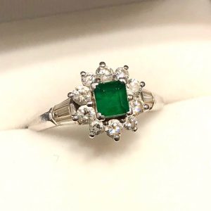 Pt900 プラチナ エメラルド ダイヤ リング 指輪