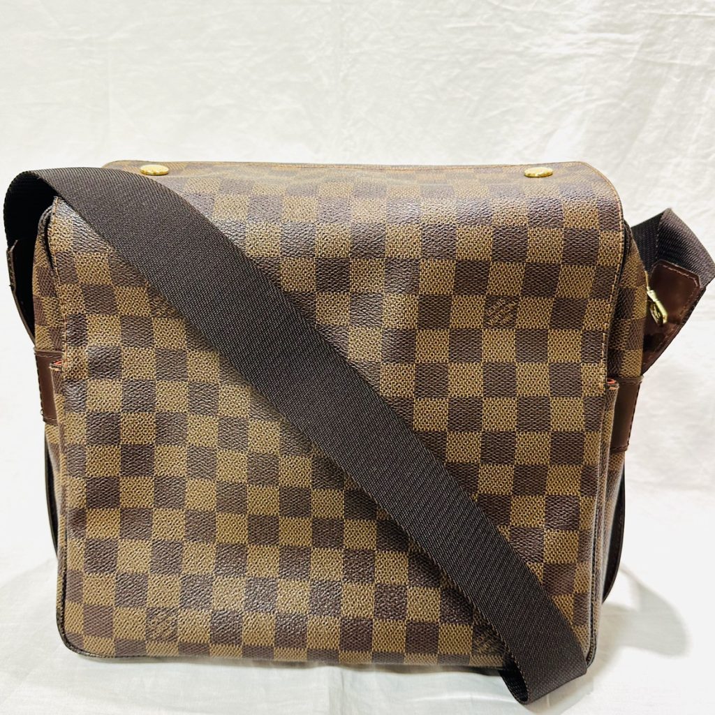 Louis Vuitton(ルイヴィトン) ナヴィグリオ エベヌ