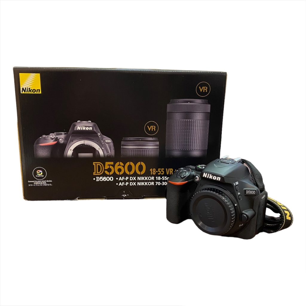 Nikon D5600 18-55VR +70-300VR Kit
