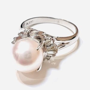 Pt900 パール＆メレダイヤ 0.155ct リング