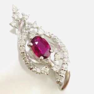 Pt900 ルビー&ダイヤモンドトップ