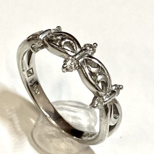 Pt900 メレダイヤ付き プラチナリング