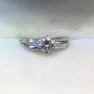 Pt 950 ダイヤ リング