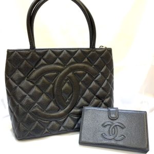 シャネル ハンドバッグ 長財布
