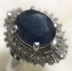 Pt900 サファイア2.5ct メレダイヤモンド付き リング