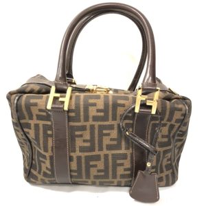 FENDI  (フェンディ)  ズッカ柄  ショルダーバッグ