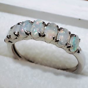 Pt950 プラチナ950 ホワイトオパール リング 0.6ct