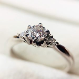 Pt900　ダイヤモンドリング