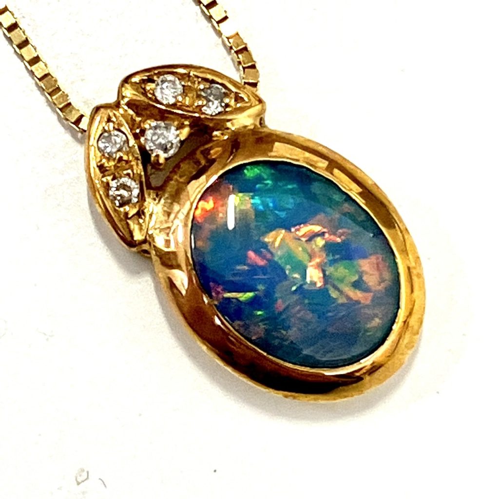 K18 ブラックオパール&メレダイヤ付きネックレスの買取実績 | 買取専門  