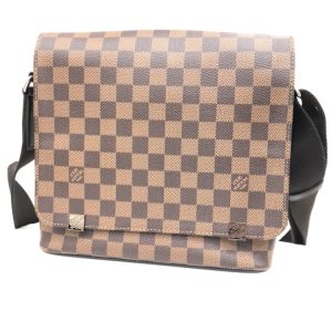 ルイヴィトン Louis Vuitton ディストリクト