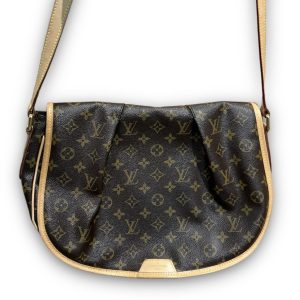 Louis Vuitton　モノグラム　メニルモンタンMM
