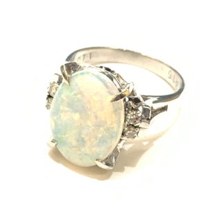 Pt900 オパール メレダイヤ リング