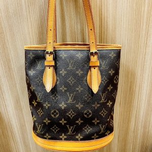 ルイヴィトン モノグラム バケットPM