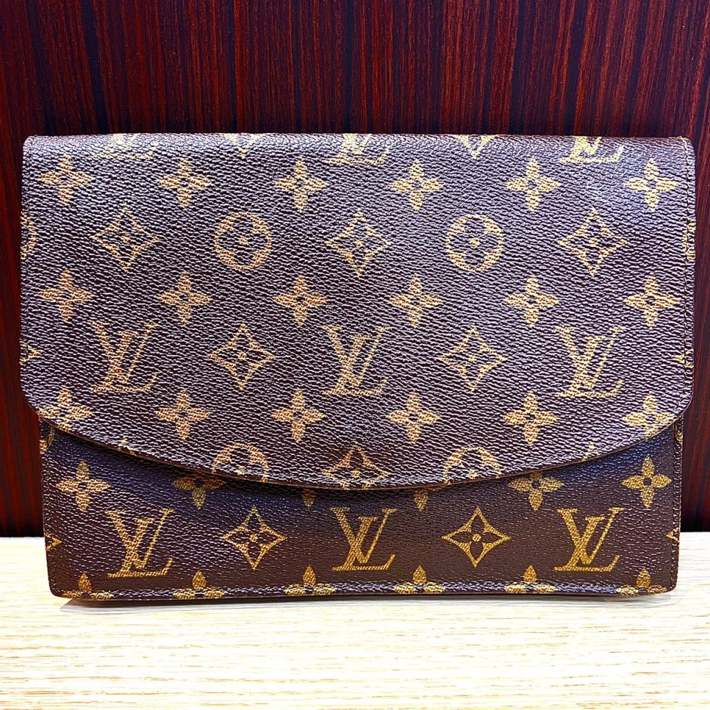 ルイ・ヴィトン モノグラム クラッチバッグ Louis Vuitton モノグラム クラッチバッグ LOUIS VUITTON(ルイヴィトン