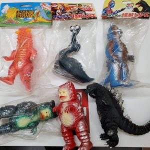 フィギア(ガラモン ゴジラ ナメゴン バンドン バルタン星人）おもちゃ