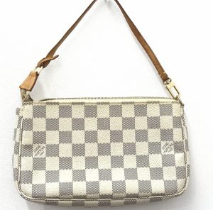 LOUIS VUITTON ダミエアズール アクセソワール