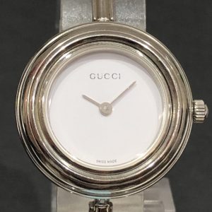 グッチ チェンジベゼル バングルウォッチ / 不動