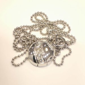 K18WG 18金ホワイトゴールド ダイヤネックレス