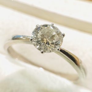 Pt900(プラチナ900) ダイヤモンドリング