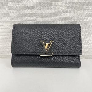 ルイ・ヴィトン ポルトフォイユ・カプシーヌクト 三つ折り財布