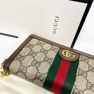GUCCI GG ジップアラウンドウォレット 財布