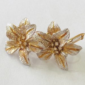 K18(18金) メレダイヤ付き 0.24ct アクセサリー
