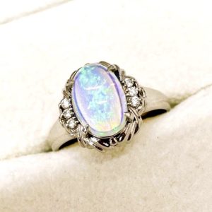 Pt900 オパール付き リング