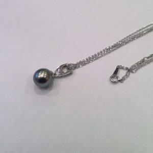 Pt850パール付きネックレス