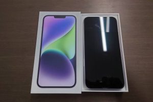iPhone14 plus SIMフリー 128GB