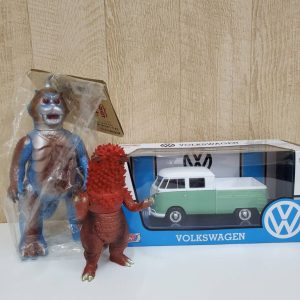 フィギア 怪獣 車 おもちゃ