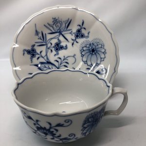 Meissen マイセン ブルーティーカップ＆ソーサー