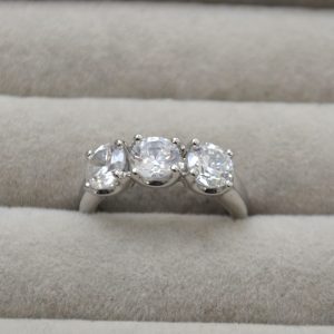 Pt900 ダイヤモンドリング