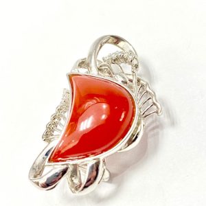 9.45ct 赤珊瑚 Pt900 ブローチ
