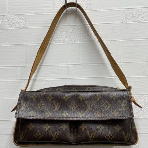 Louis Vuitton　ルイヴィトン　ショルダー　バック