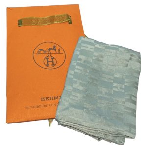 Hermès エルメス カレ40 スカーフ