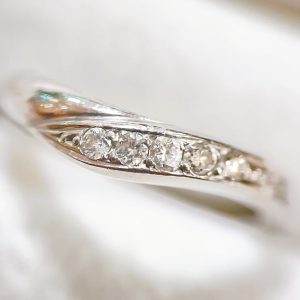 Pt900(プラチナ900) メレダイヤリング