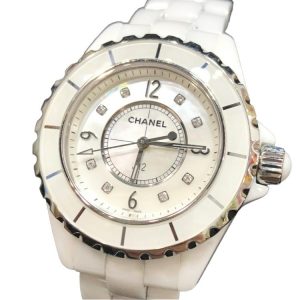 CHANEL J12 H2422 白セラミック